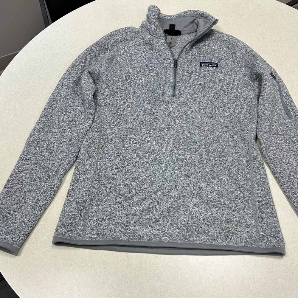 Patagonia Heather Gray Fleece Pullover